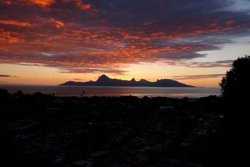 Sunset in Moʻorea
