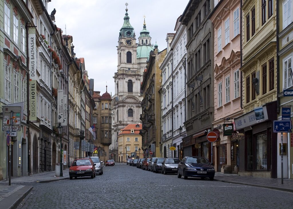 Mostecká viewed towards Malostranské Náměstí