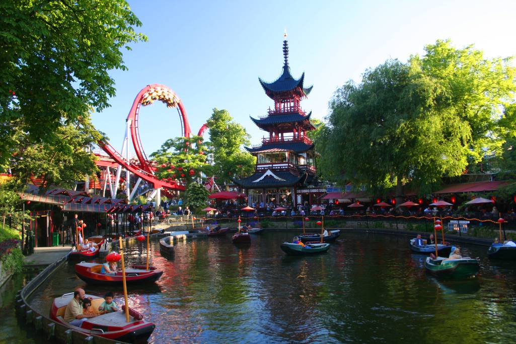 Dragon Boat lake and Dæmonen roller coaster in the background