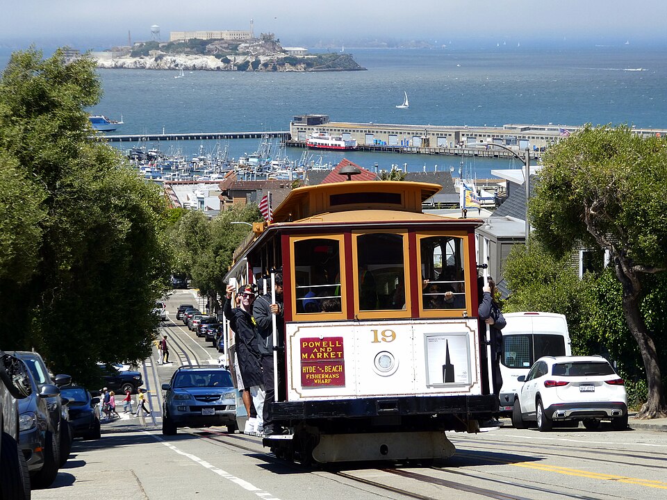 San Francisco cable car