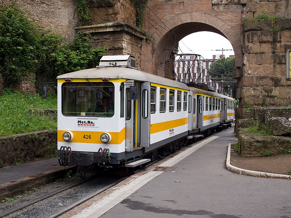 Tram-train Porta Maggiore, narrow gauge electric multiple unit, Roma